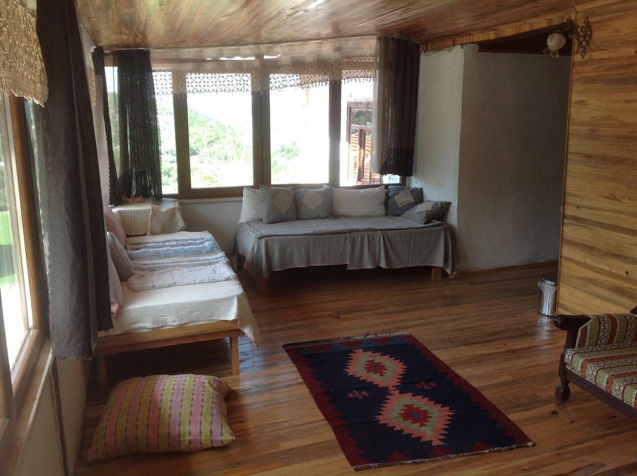 ŞATO Köyevi-Selendi Otel Dış mekan fotoğraf